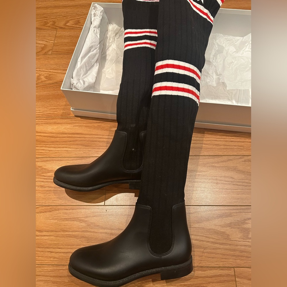 US 6 Black Knee-High Boots with Striped Socks